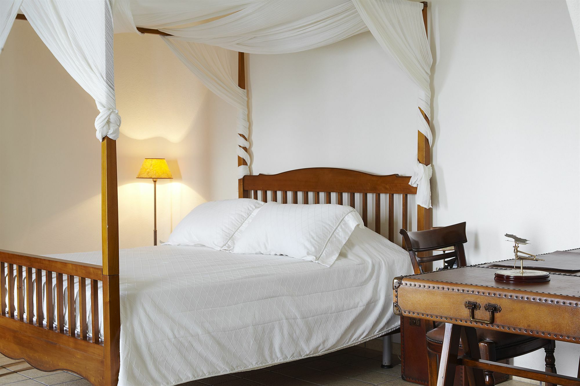 โฮเมริค โพเอ็ม Hotel ฟิรอสเตฟานี ภายนอก รูปภาพ